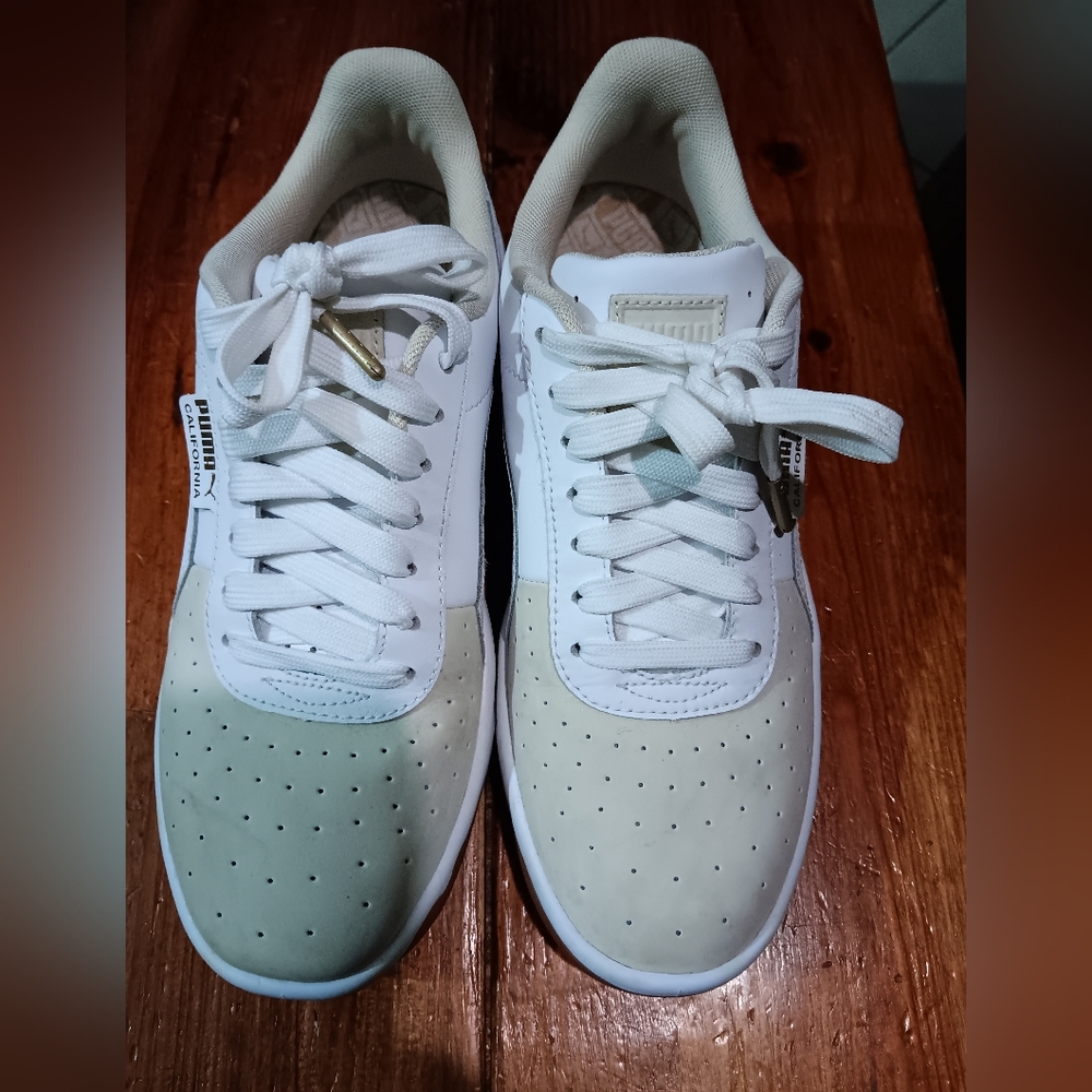 Puma White and Cream Sneakers Womens 8.5